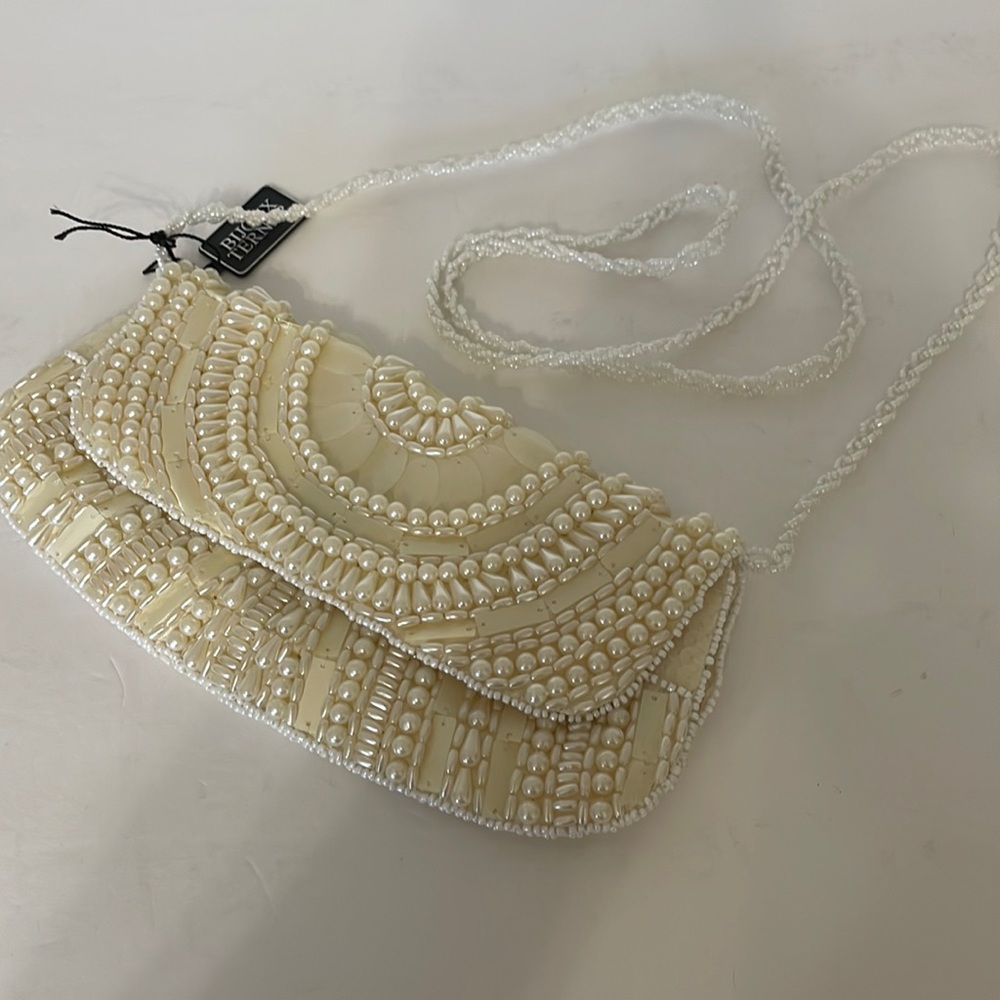 Bijoux Terner Cream Beaded Clutch